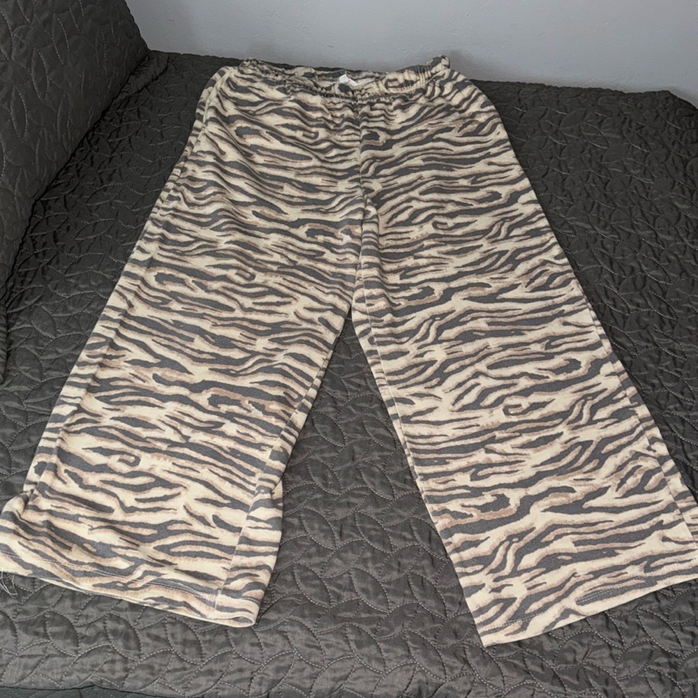 Ascot & Hart Wide Leg Lounge Sweat Pants Size M